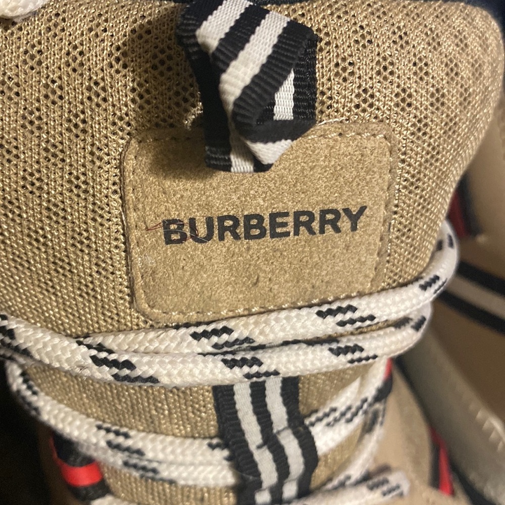 Burberry sneakers